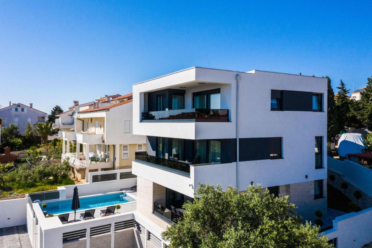 Villa Laverna Novalja Exterior foto